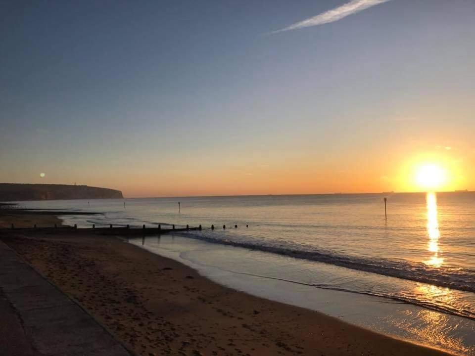 Royal Pier Hotel Sandown Buitenkant foto