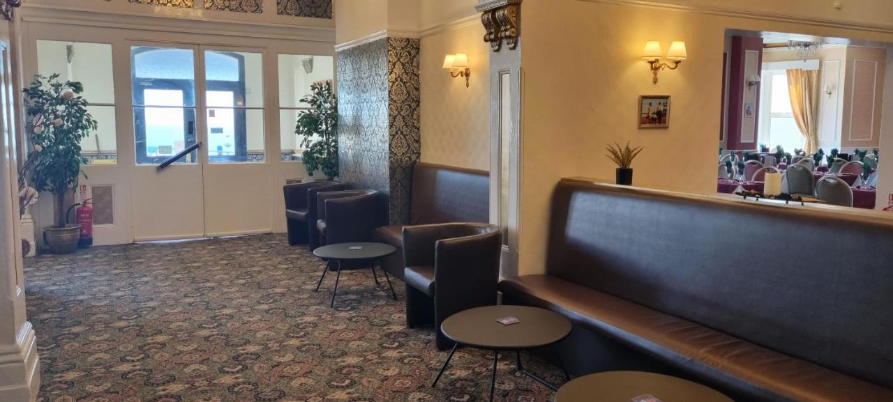 Royal Pier Hotel Sandown Buitenkant foto