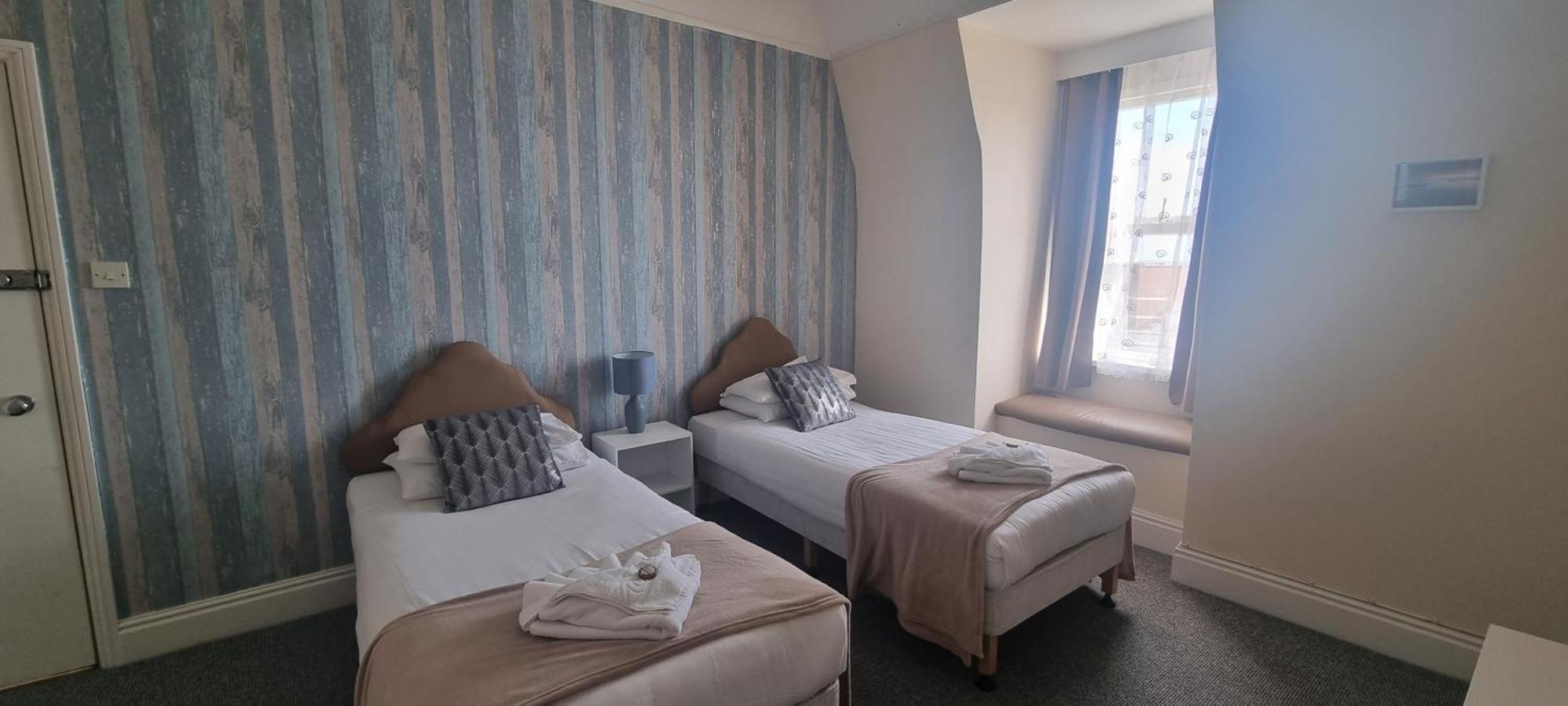 Royal Pier Hotel Sandown Buitenkant foto