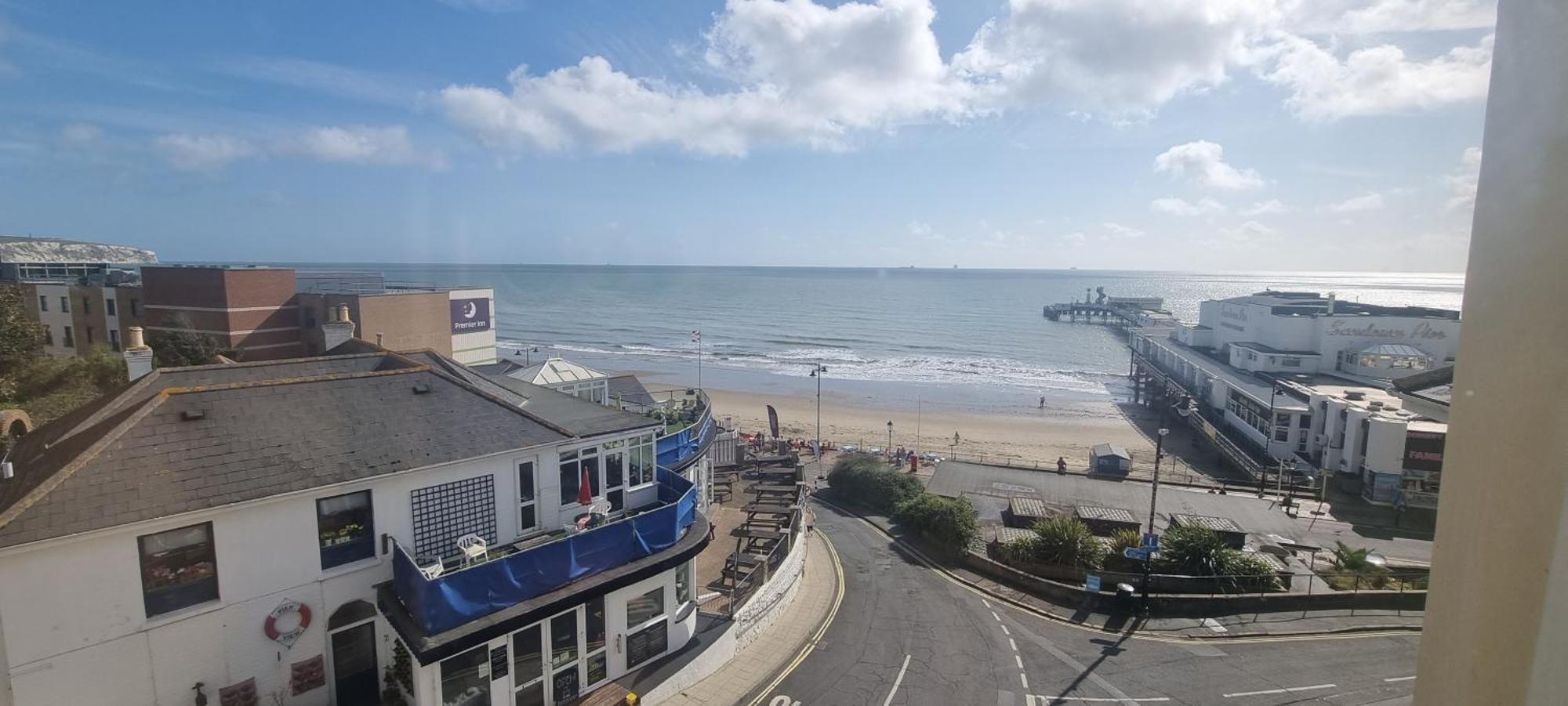 Royal Pier Hotel Sandown Buitenkant foto