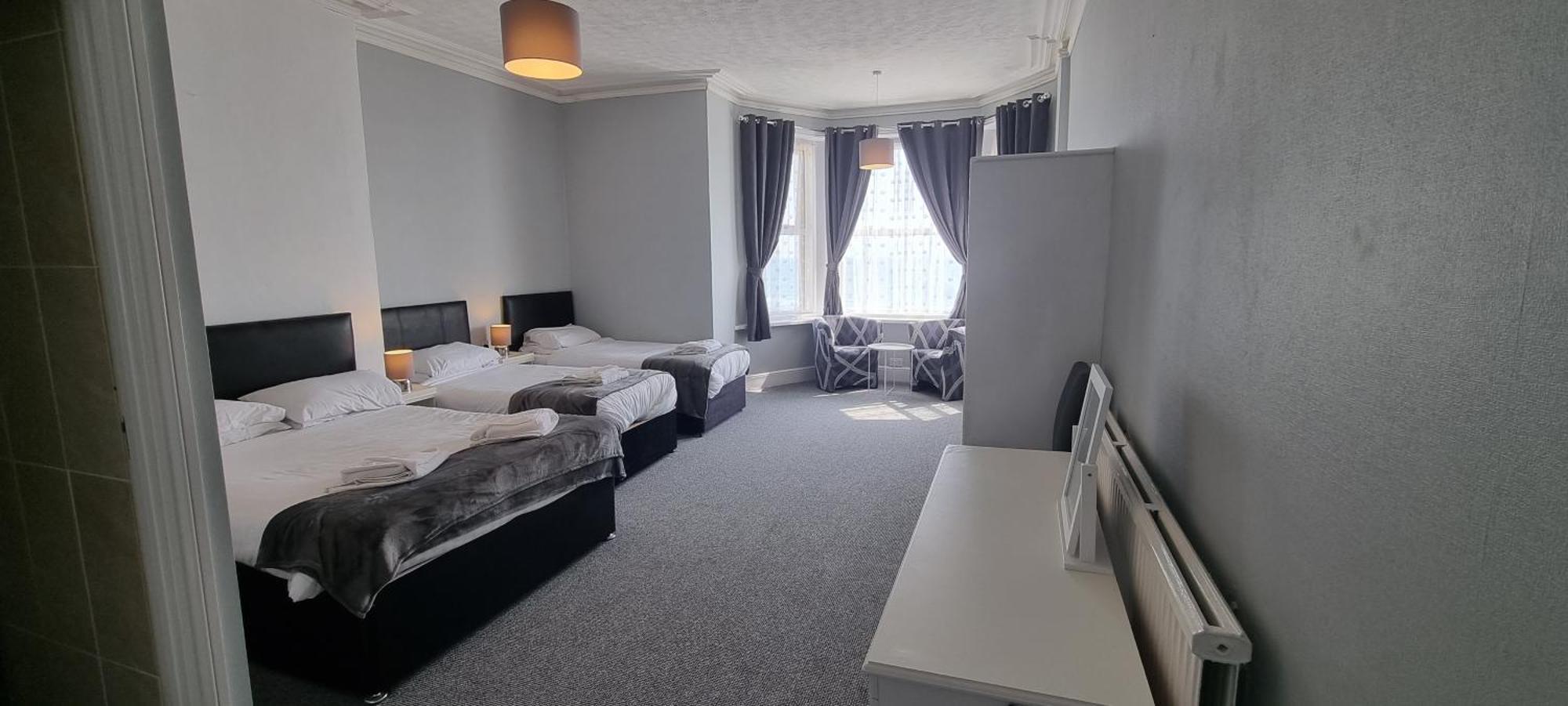 Royal Pier Hotel Sandown Buitenkant foto