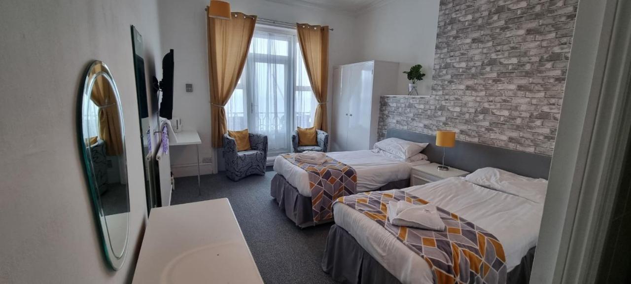 Royal Pier Hotel Sandown Buitenkant foto